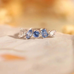 海洋之心 |法式轻奢小众蓝宝石戒指女s925银冷淡风气质百搭指环