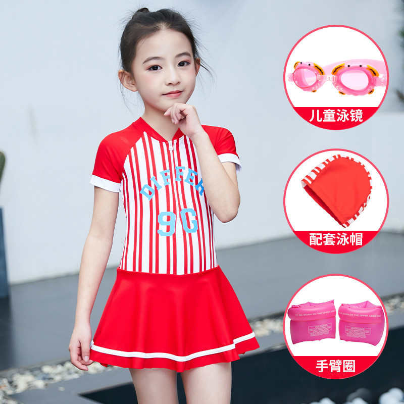时尚的5到6至7女童8分体裙式小女孩子穿的游泳衣9儿童10泳装11。在类目 运动/瑜伽/健身/球迷用品, 游泳, 儿童泳衣/裤中 - 来自Buy2taobao.com提供专业的淘宝代购服务