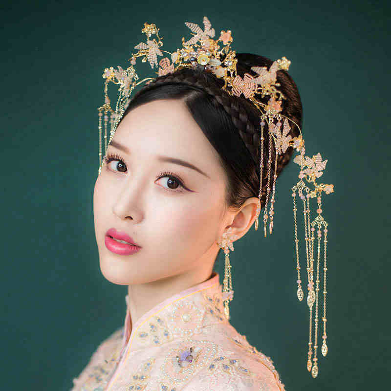 2019新款中式秀禾服新娘复古头饰古装结婚龙凤褂造型进酒服手工配