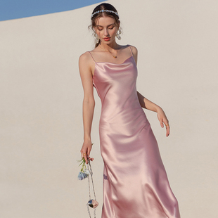 粉色三醋酸高端连衣裙 女夏缎面晨袍新娘高级感绸缎吊带晚礼服裙