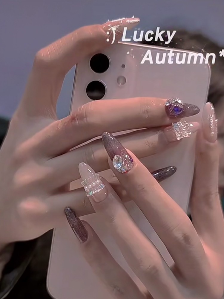 抖音快手小红书网红同款珍珠裙摆穿戴美甲成品手工定制甲片可拆卸