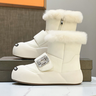 白色雪地靴女冬季加绒加厚2024新款百搭水钻厚底短靴保暖东北棉鞋