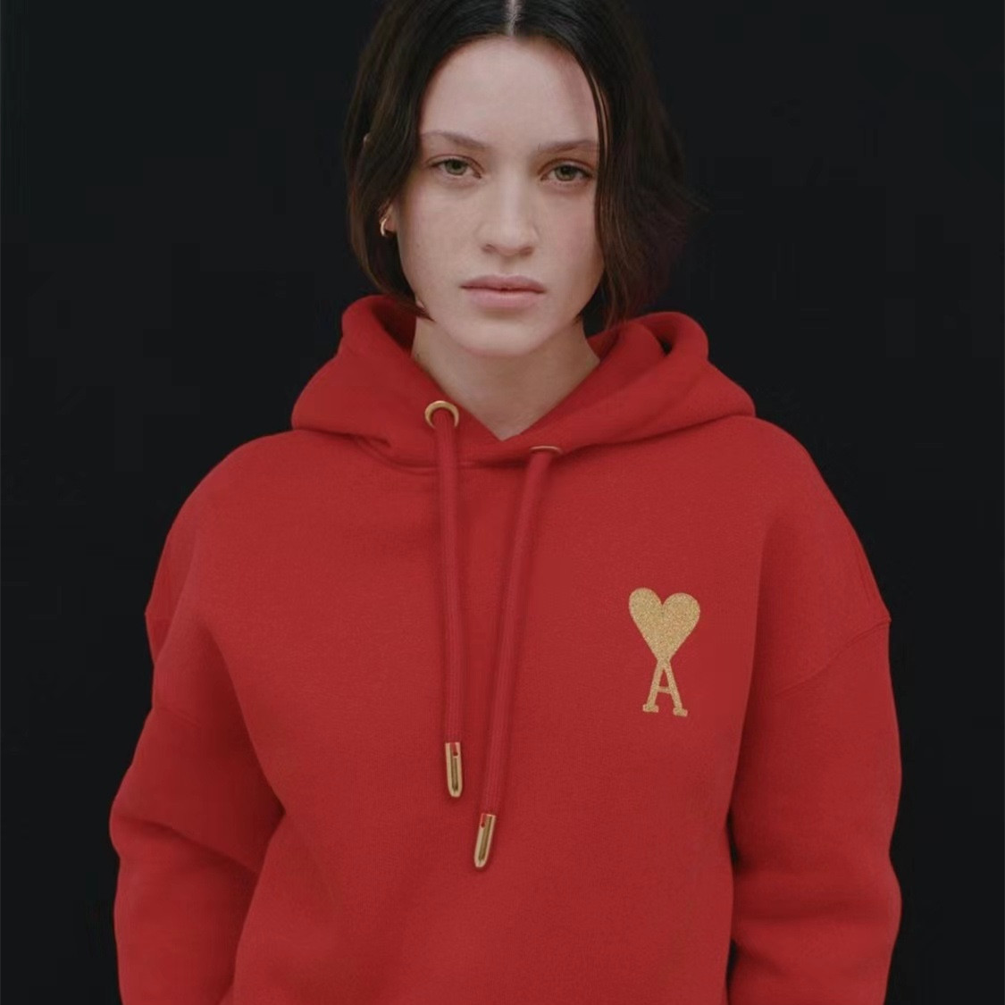 ami爱心宽松套头连帽卫衣