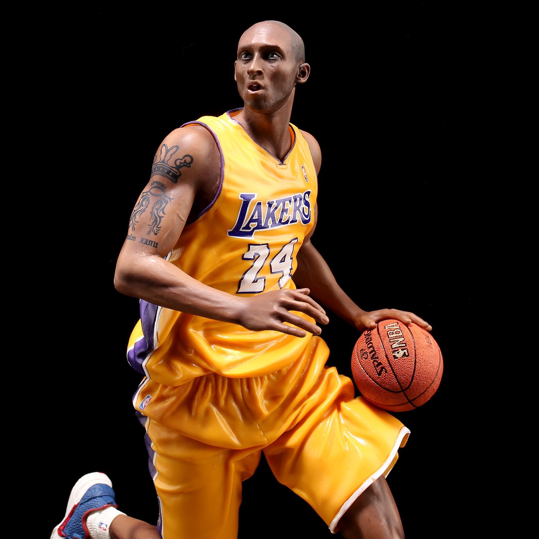 火热促销黑曼巴科比布莱恩特手办nba篮球明星湖人kobe24号摆件