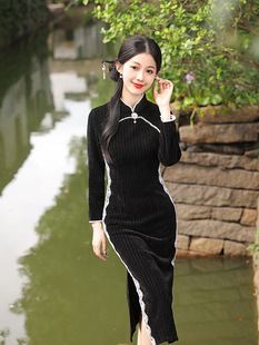 黑色旗袍2023年新款秋冬长袖改良版年轻款长款冬季加厚连衣裙冬天