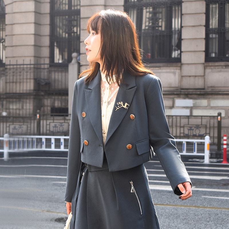 sansay桑索女式西装2022春新款时尚洋气双排扣气质百搭短款西装女