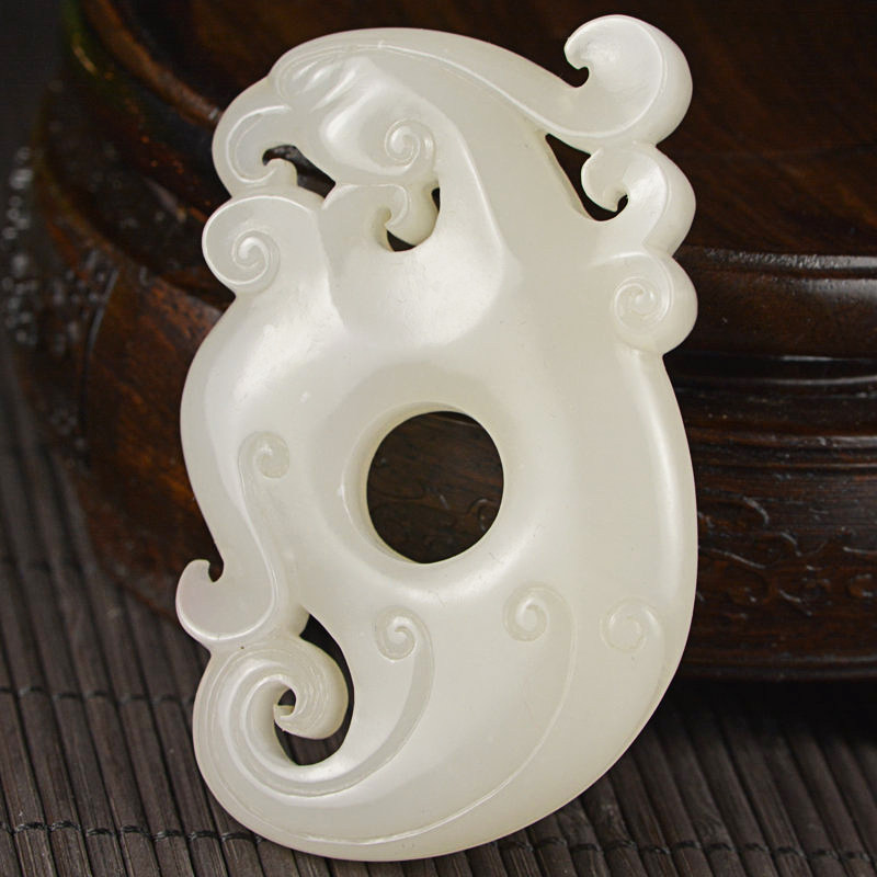 省级玉雕大师于尧作品和田玉羊脂玉挂件凤牌68.414克