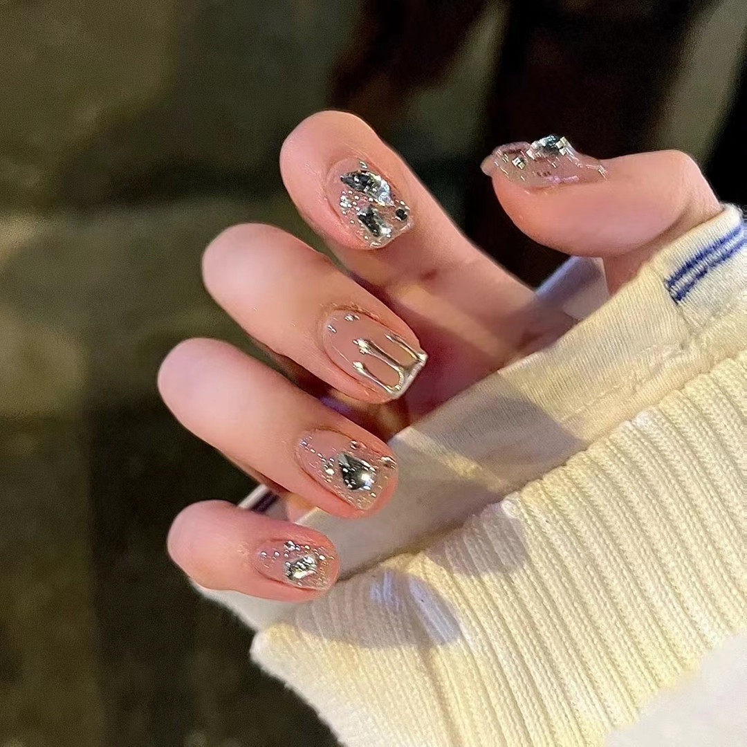 伍冰莹碎钻美甲贴手工定制甲片可拆卸穿戴假指甲光疗甜酷渐变辣妹