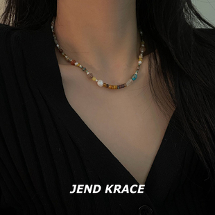 美拉德彩色琉璃珍珠项链女2024新款爆款串珠锁骨链高级感个性颈链