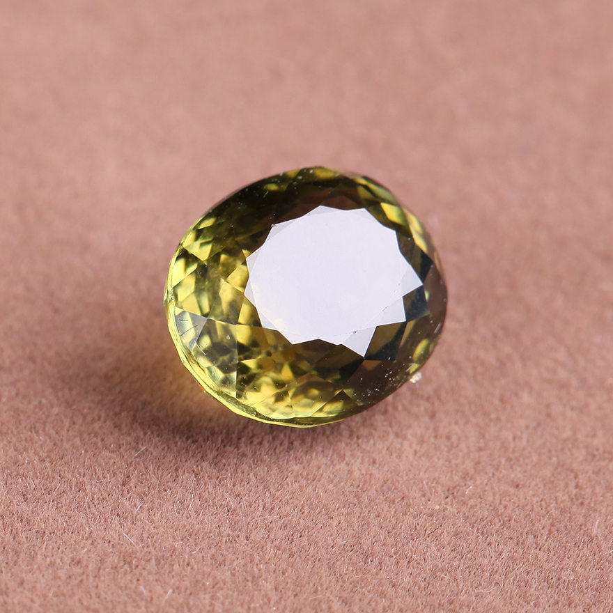 收藏款 天然极品黄绿色碧玺戒面 5.8克拉 完美切割 晶体纯净