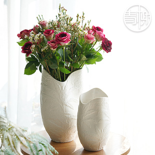 鲜花花瓶欧式高级感陶瓷花瓶现代创意家居餐桌摆件装饰水培插花器