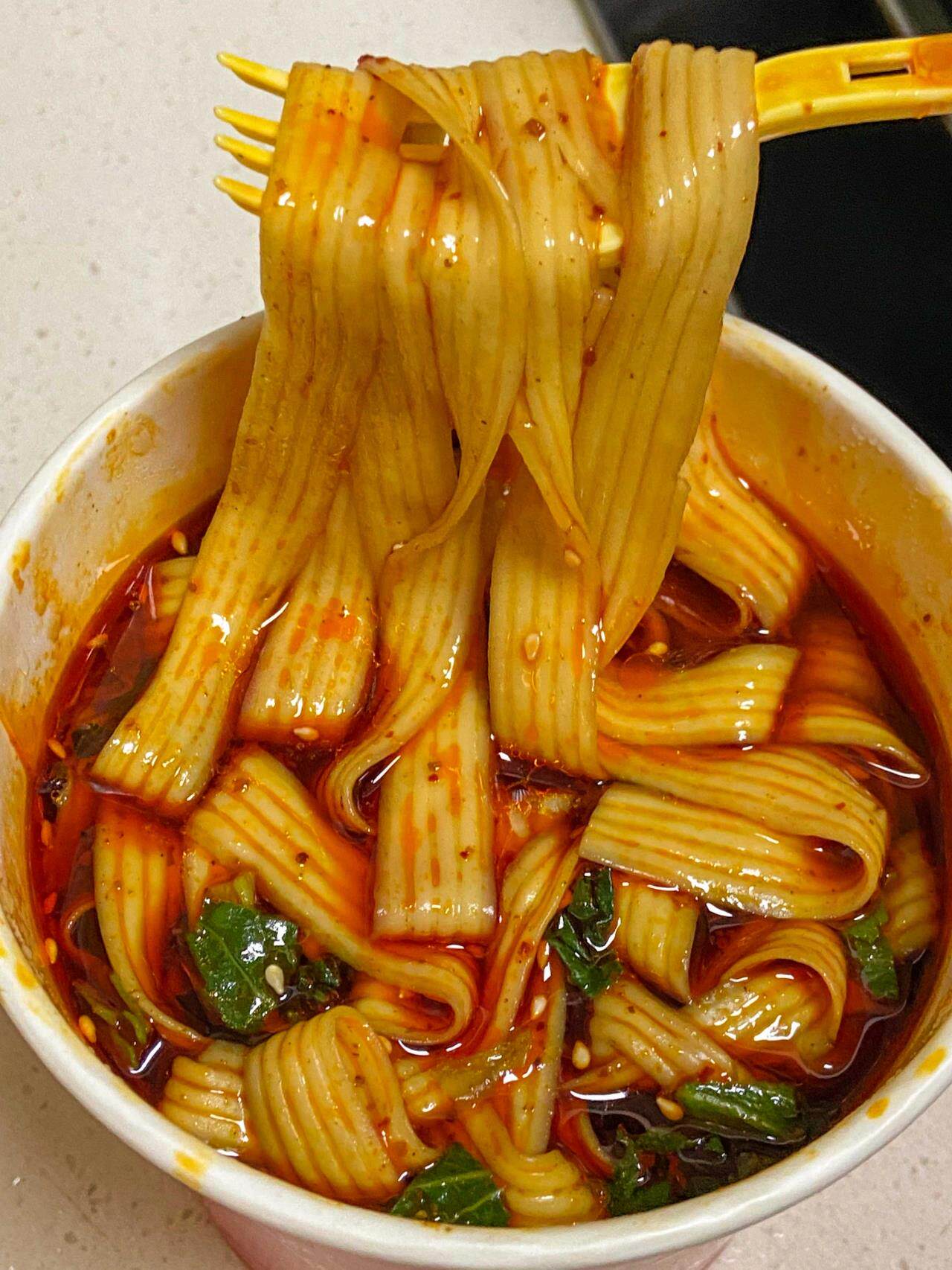 午谷派重庆小宽面红油宽面麻辣味非油炸面条方便面速食泡面方便面