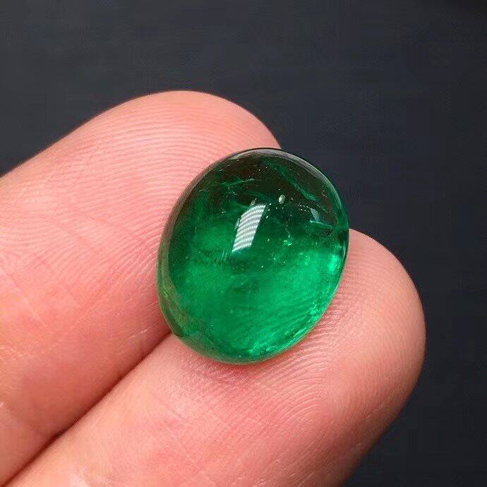 7克拉玻璃体椭圆形素面天然祖母绿裸石戒面可代镶嵌设计