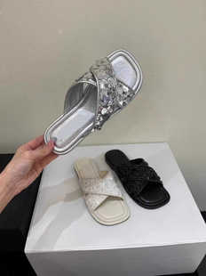 法式亮片银色拖鞋女外穿2024夏季时尚新款一脚蹬高级感气质半拖鞋