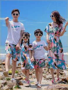 海边度假亲子装夏季母女连衣裙2024新款夏天一家四口三口沙滩套装