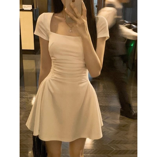 法式高级感方领白色连衣裙子女装2024夏季新款小个子收腰气质长裙