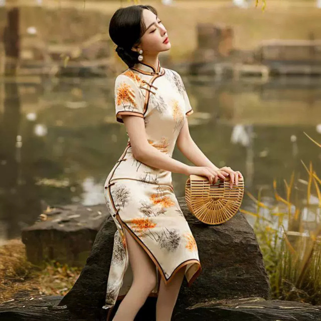 新中式真丝夏季女复古国风桑蚕丝年轻妈妈气质旗袍高端大气上档次