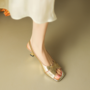 法式鱼嘴凉鞋女夏2023新款方头后空细跟高跟气质优雅百搭金色凉鞋