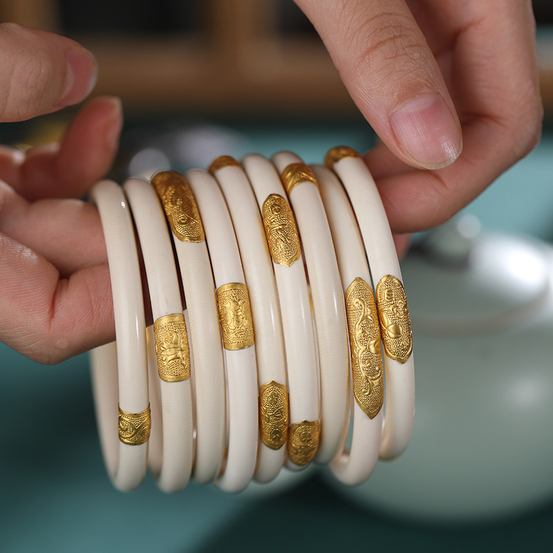 一折猛犸手镯 女款_悦己珠宝 国风 24k足金古法錾刻手工金猛犸手镯