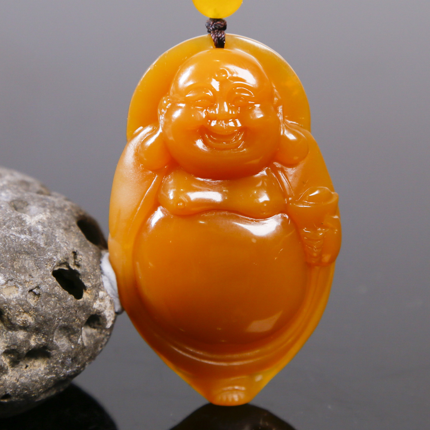 42.76g 精品鸡油黄笑佛挂件 黄龙玉 jfw2-19a0204