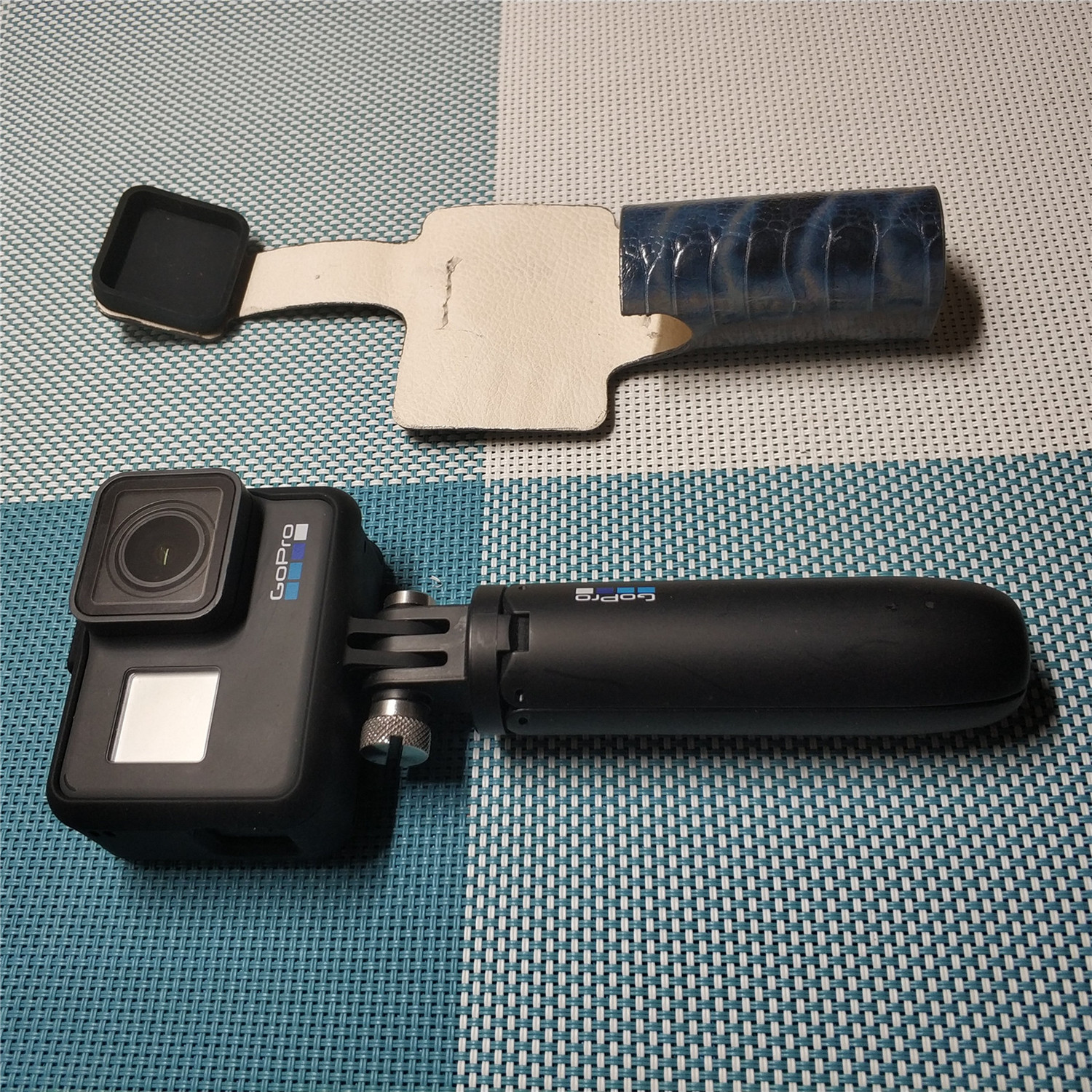 GoPro Shorty 槍套 鏡頭蓋 挂腰收納 自拍杆三腳架保護套 配件在類目 3C數碼配件, 數碼相機配件, 數碼相機包中 - 來自Buy2taobao.com提供專業的淘寶代購服務