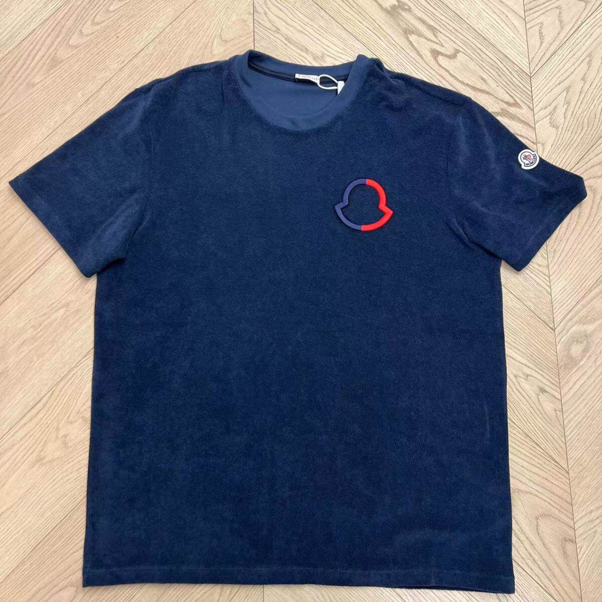 高仿蒙口t恤带腰带(蒙口的袖标在左还是右)-第1张图片-潮百科