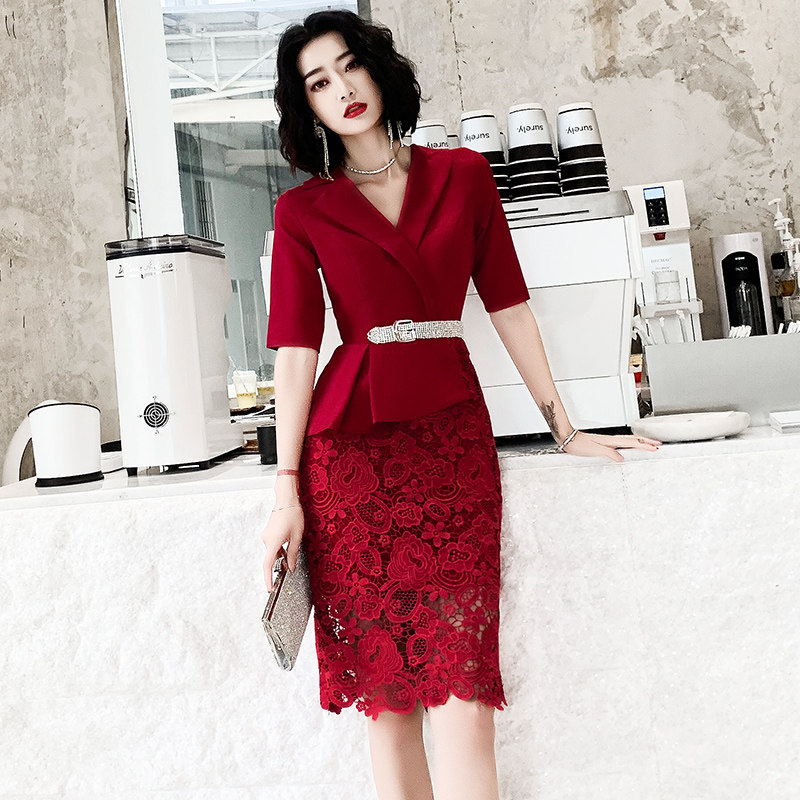 敬酒服新娘2021新款夏季酒红色平时可穿结婚西装领礼服连衣裙包臀