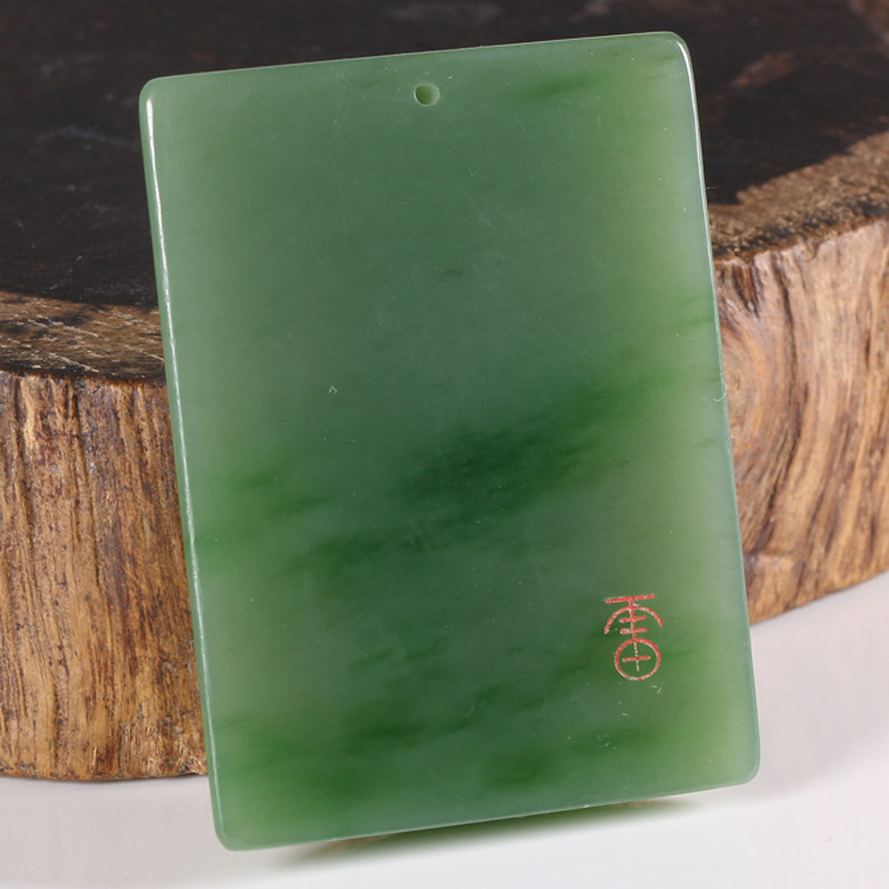 吴春雷工作室作品 和田碧玉 深碧色 关公挂件 33克