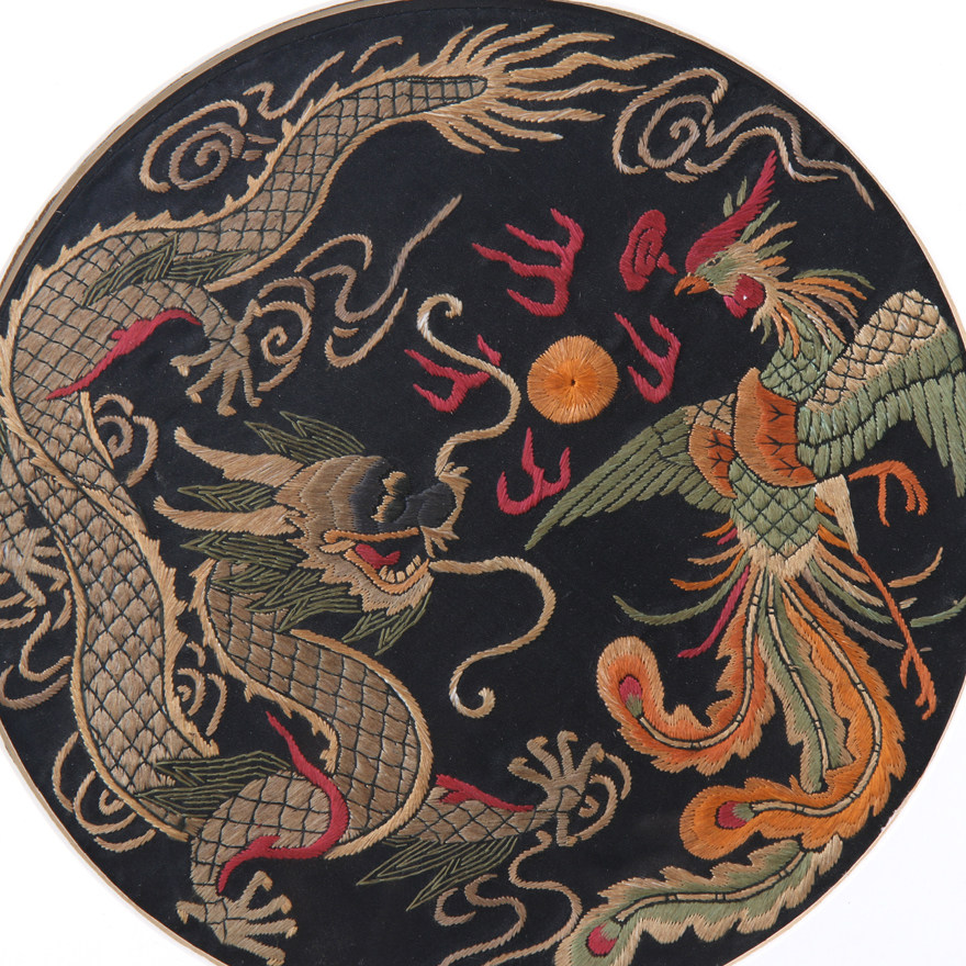 民国龙凤纹绣框