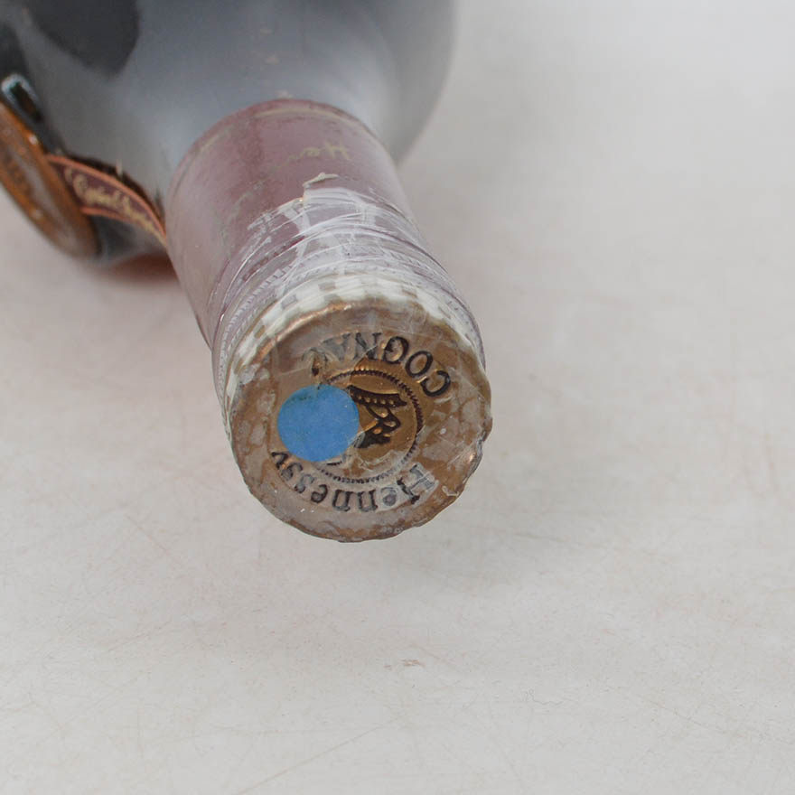 【即刻拍】80年代 轩尼诗红标特醇干邑 700ml