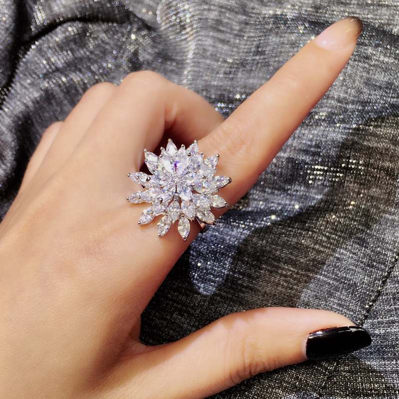 开口旋转的戒指女铜镶嵌闪耀锆石多层优雅简约百搭花朵食指环饰品