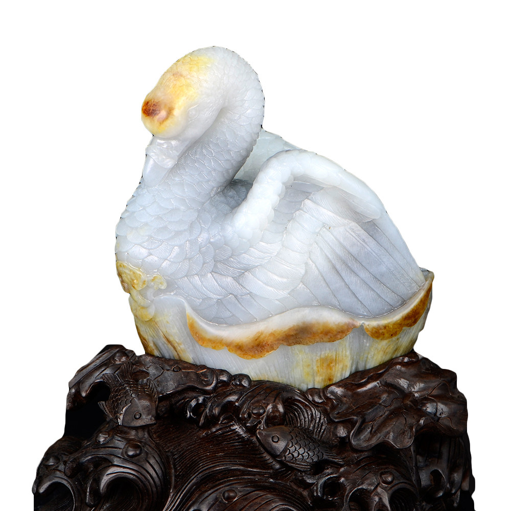 中国玉雕大师【陶虎】作品和田玉籽料摆件鹅如意