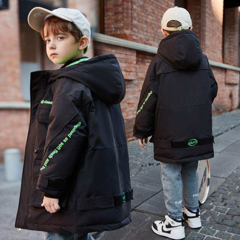 潼臻一生儿童一歌时代男中大童装2021冬卡姿果果欧洲站保暖羽绒服