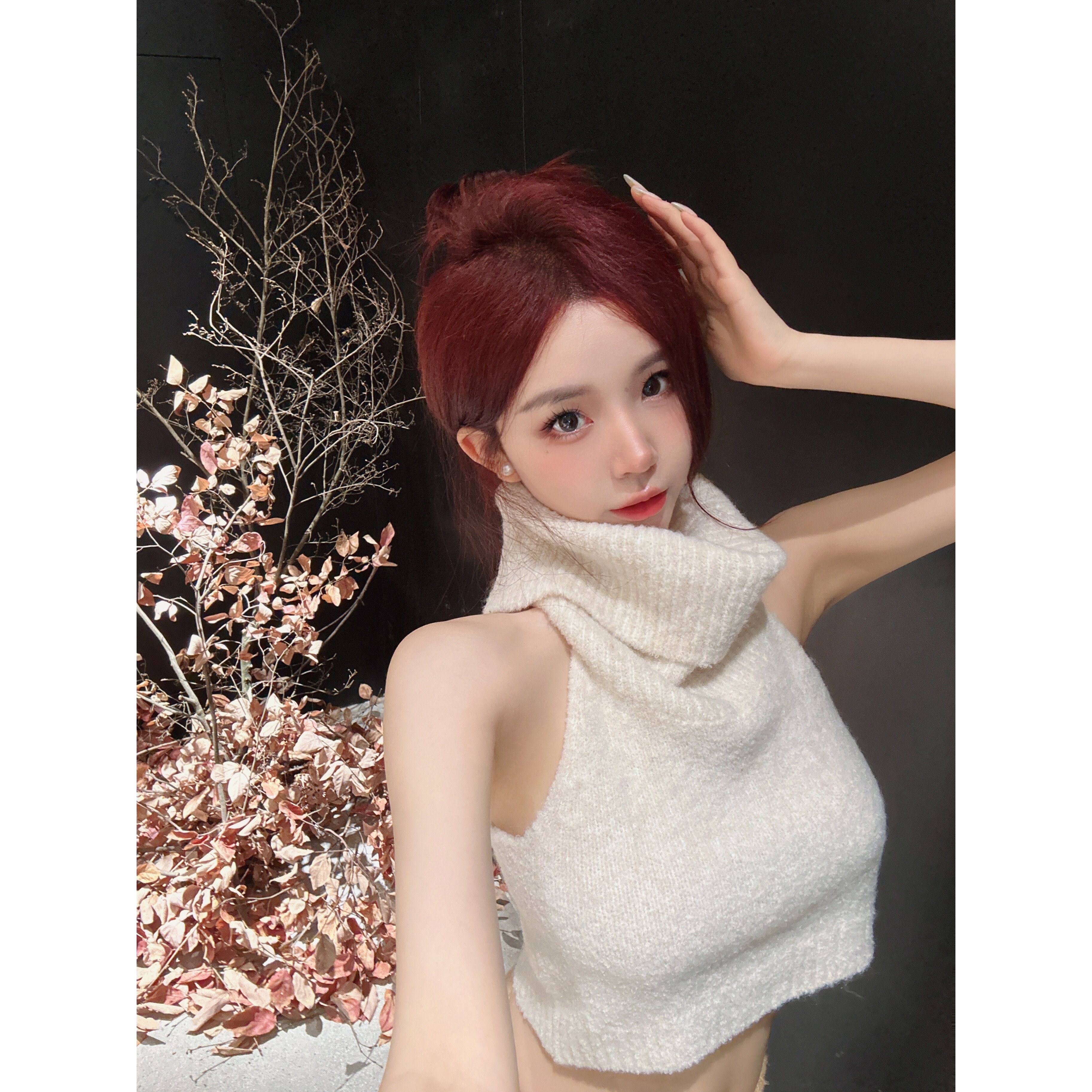 eva君君酱辣妹小众高领堆堆领露背针织毛衣背心女显瘦性感短上衣