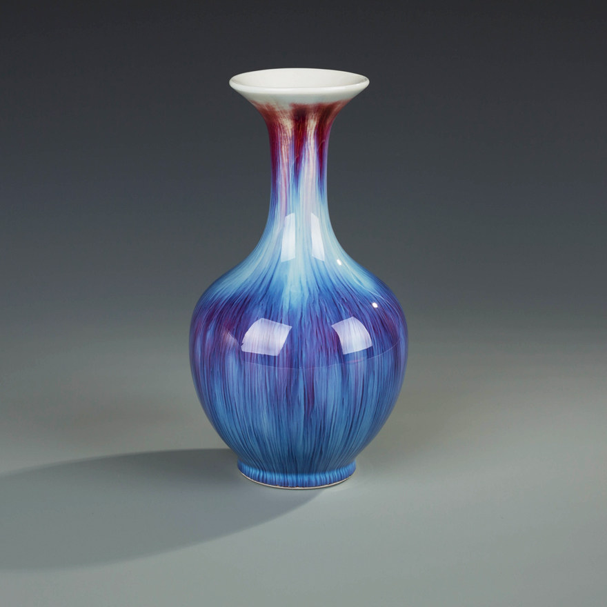 国家级颜色釉研究专家邓希平(窑变花釉法口天球瓶)