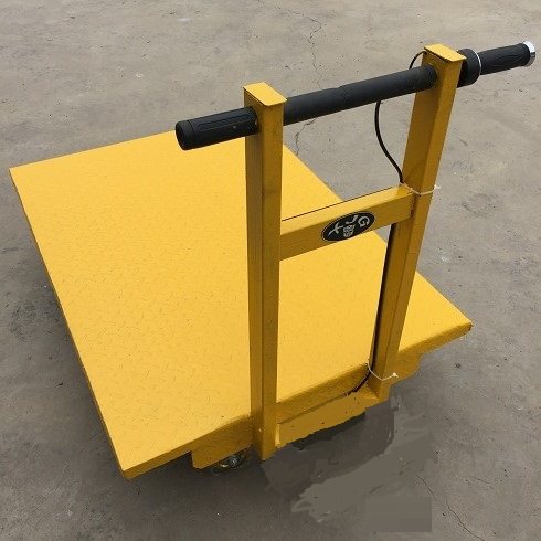 热销电动平板搬运车