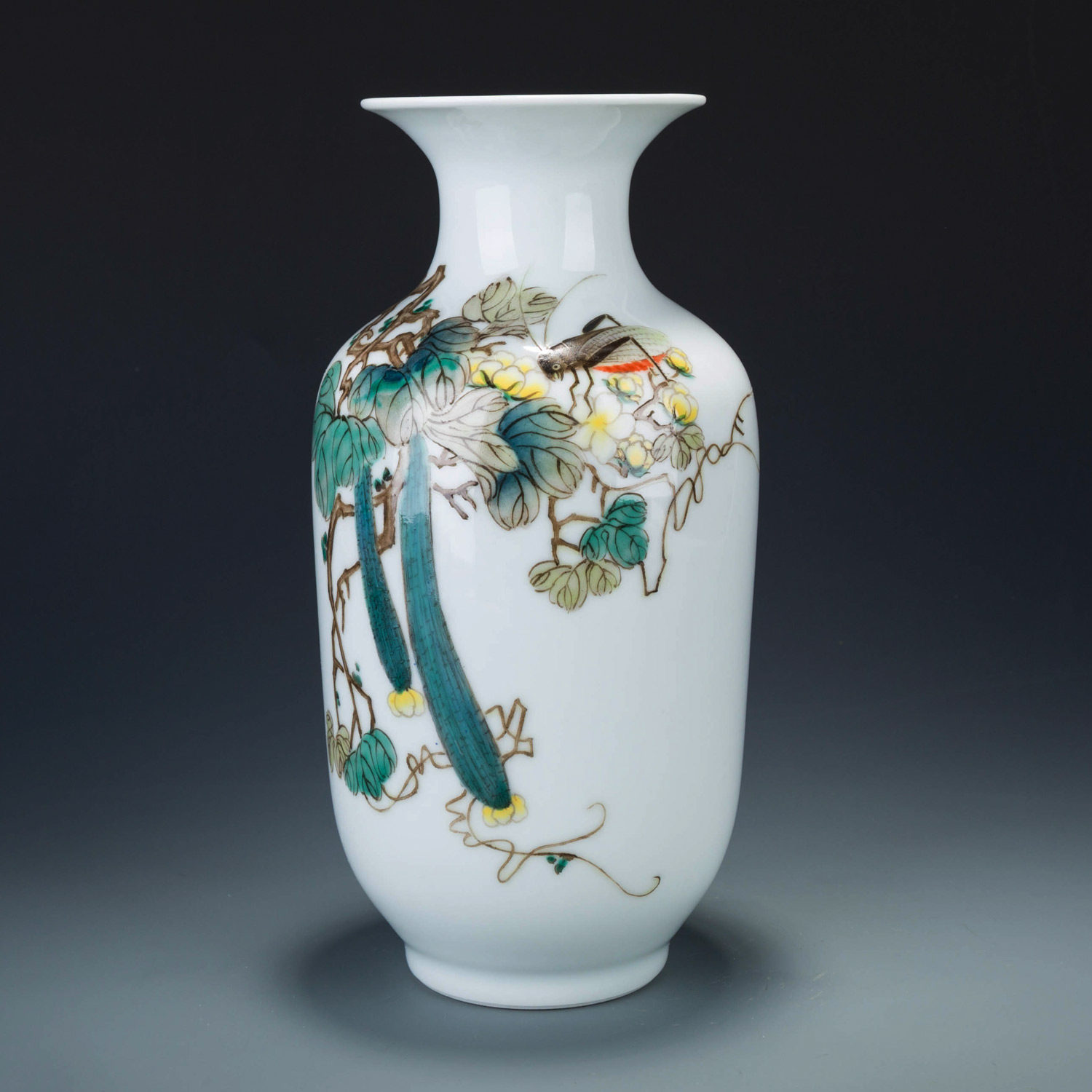 粉彩种瓜得瓜对瓶 景德镇资深老艺人作