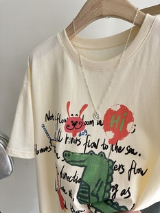 时尚减龄卡通小动物小鳄鱼 宽松版短袖T恤 洋气米色半袖上衣tee