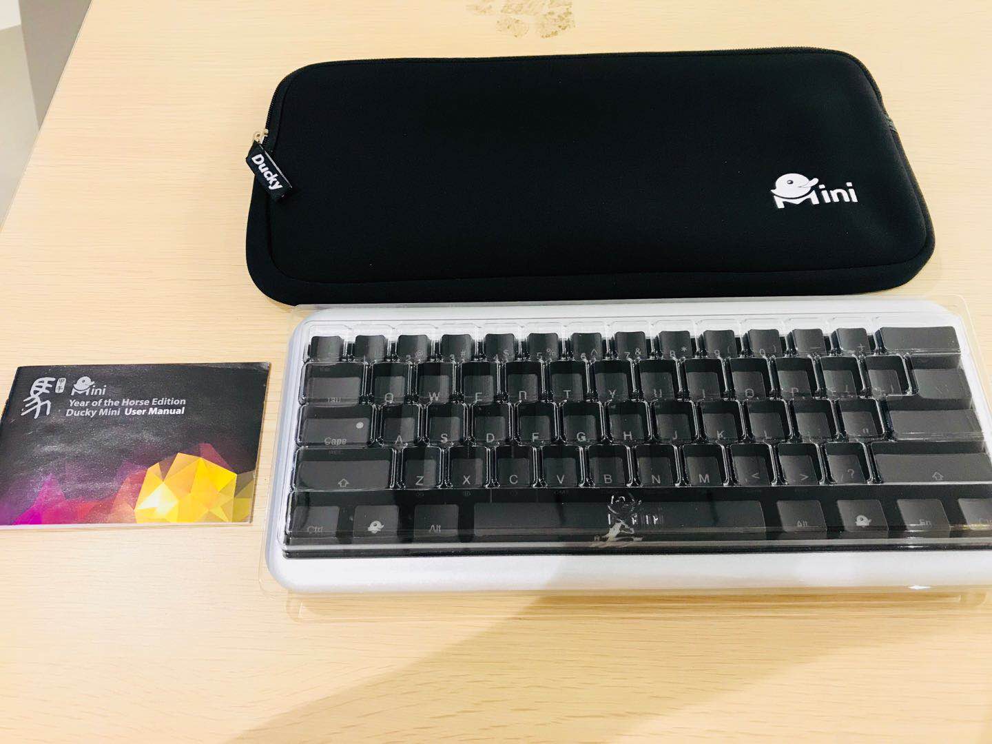 DUCKY/魔力鸭61键mini马年限定背光电竞炫彩游戏机械键盘樱桃轴在类目 电脑硬件/显示器/电脑周边, 键盘中 - 来自Buy2taobao.com提供专业的淘宝代购服务