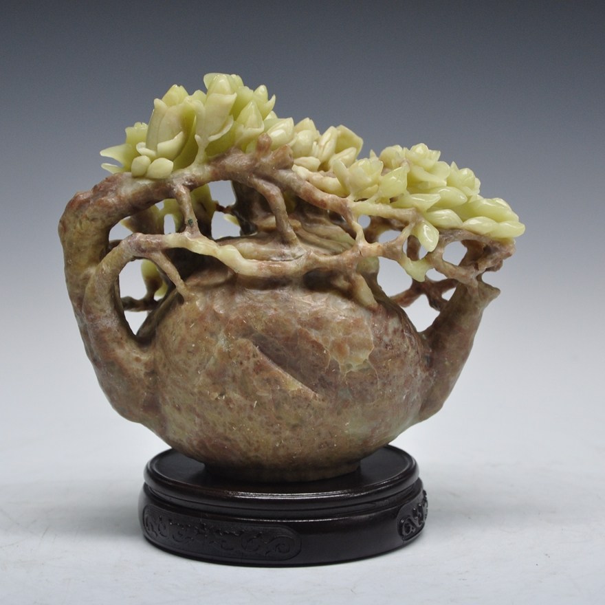 《玉兰清香》 青田石雕摆件精品 壶型 造型独特