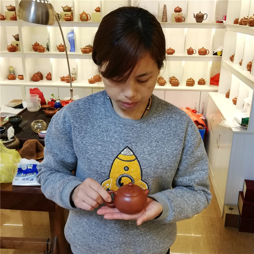 手工刻绘心经《西施》大红袍 水色漂亮 实力派陶艺家芦银霞