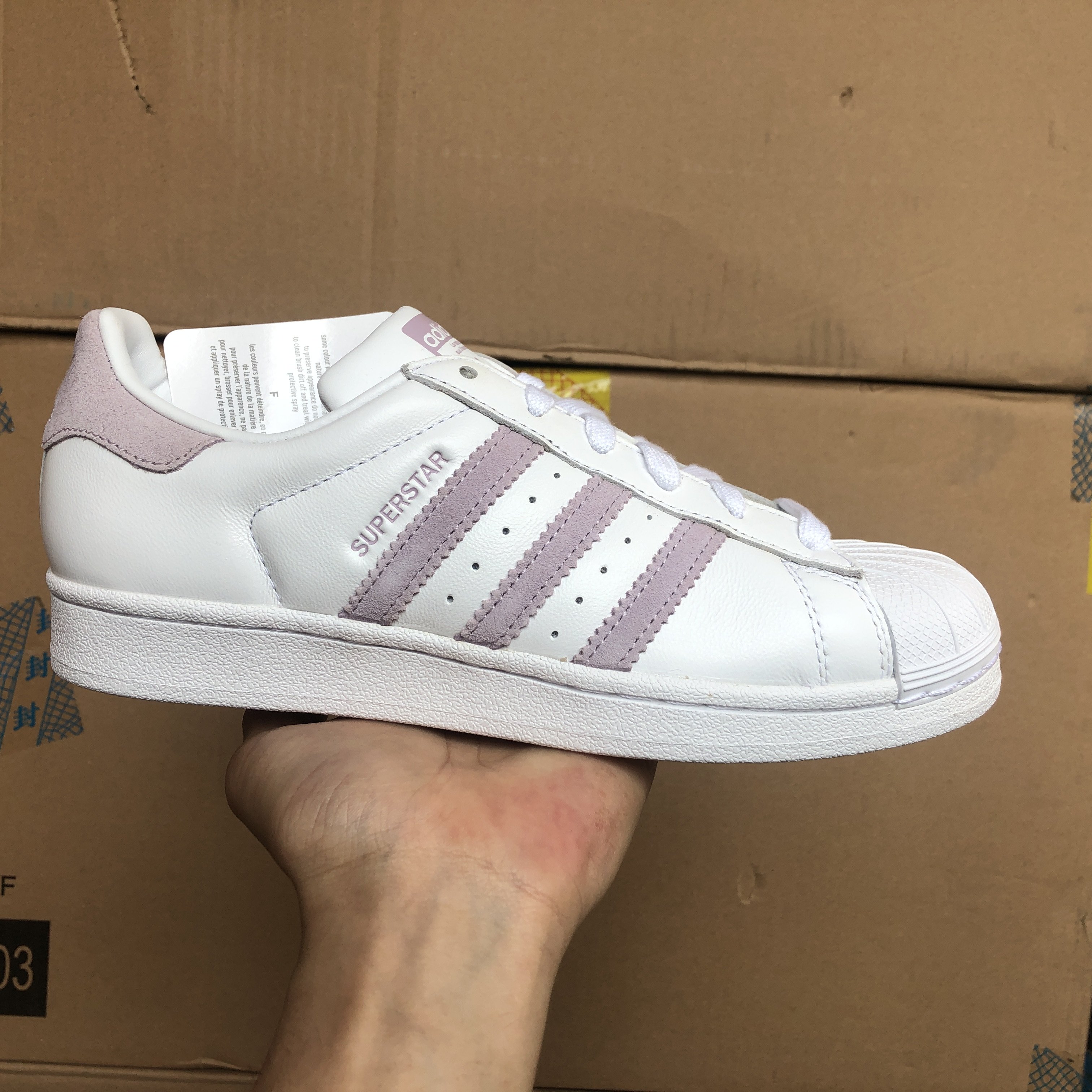 adidas 三叶草 superstar 女款经典贝壳头百搭休闲板鞋 ee7400