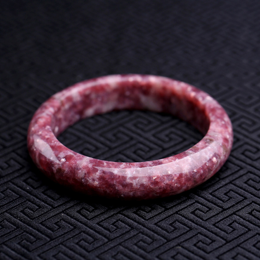 天然极品绝美梅花碧玺手镯 56.22g - 拍卖