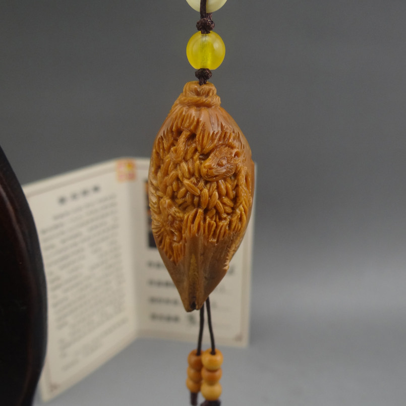 苏工核雕名家磐石《老鼠爱大米》