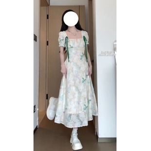 绿野仙踪肌理感碎花裙女刺绣方领连衣裙夏季大码显瘦法式茶歇长裙