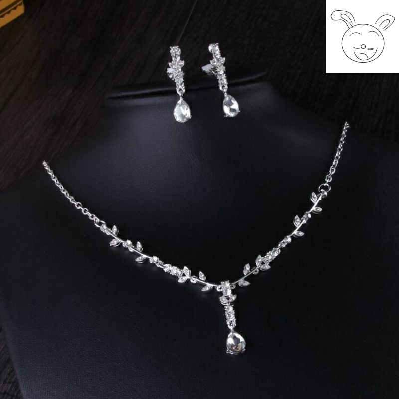 新娘結婚飾品韓式水鑽項鏈耳環二件套裝簡約婚紗晚禮服配飾在類目 飾品/流行首飾/時尚飾品新, 項鍊中 - 來自Buy2taobao.com提供專業的淘寶代購服務