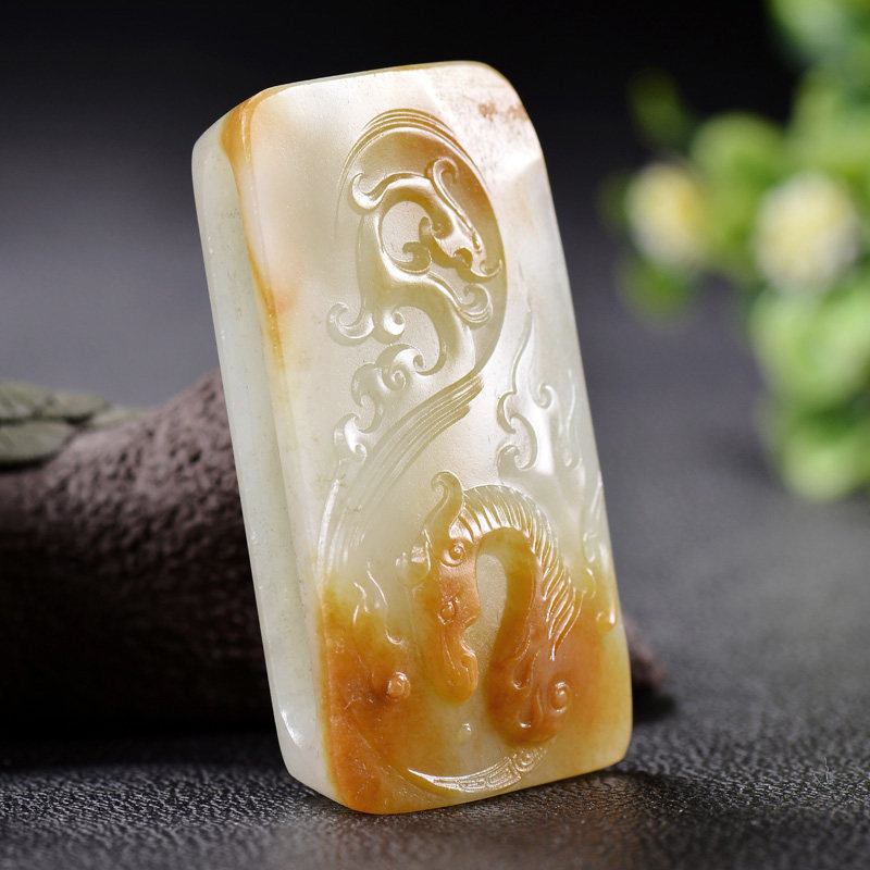 苏州玉雕名家于士荣佳作【龙马精神】31.88克皮带扣原皮和田玉