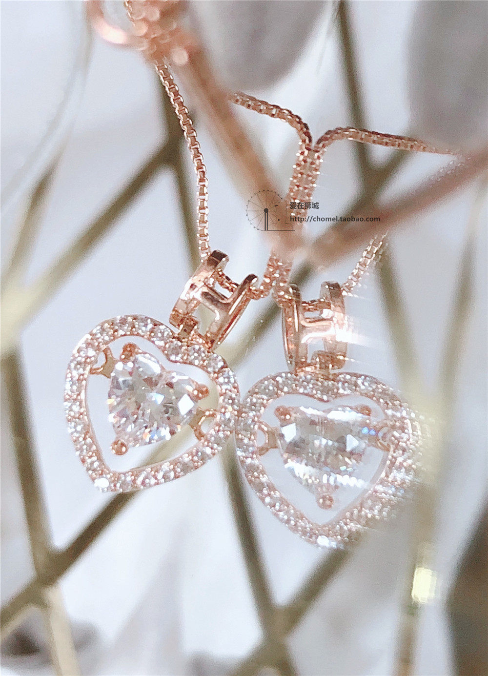 现货新加坡chomel专柜h偶尔跳动的心爱心心型项链吊坠锁骨链299