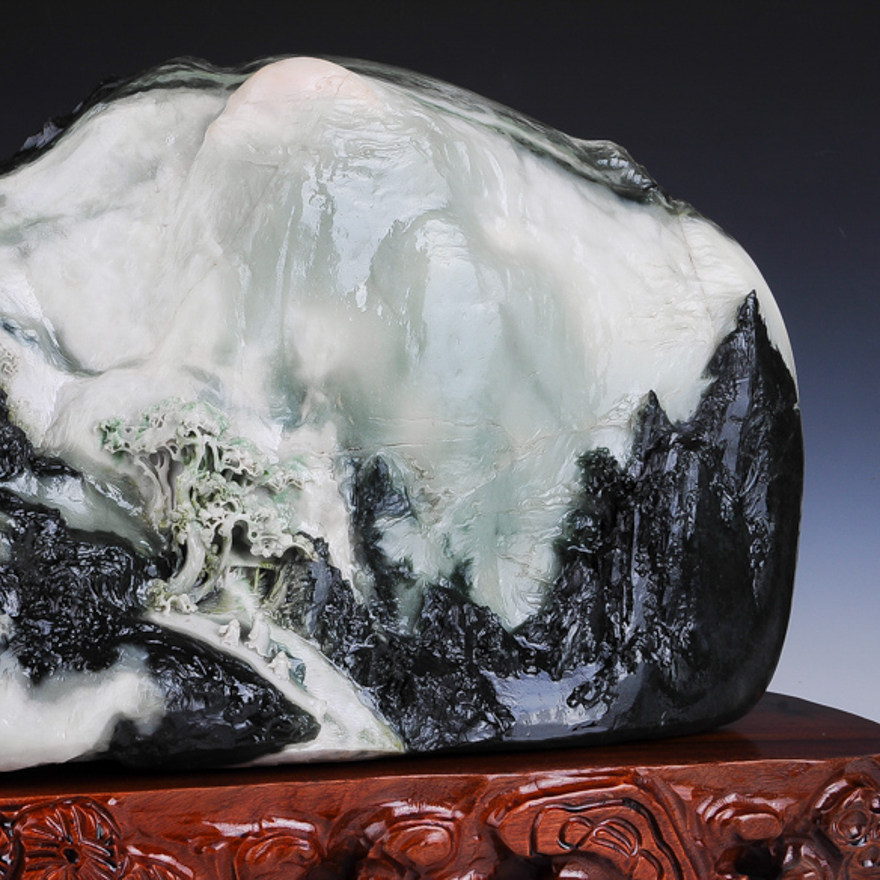 《意境山水》河南省玉石雕刻大师 杨万才作品独山玉摆件 24480g