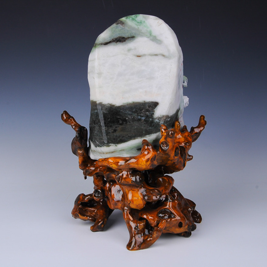 《独山深处》河南省玉石雕刻大师 芮鹏作品 独山玉摆件 4200g